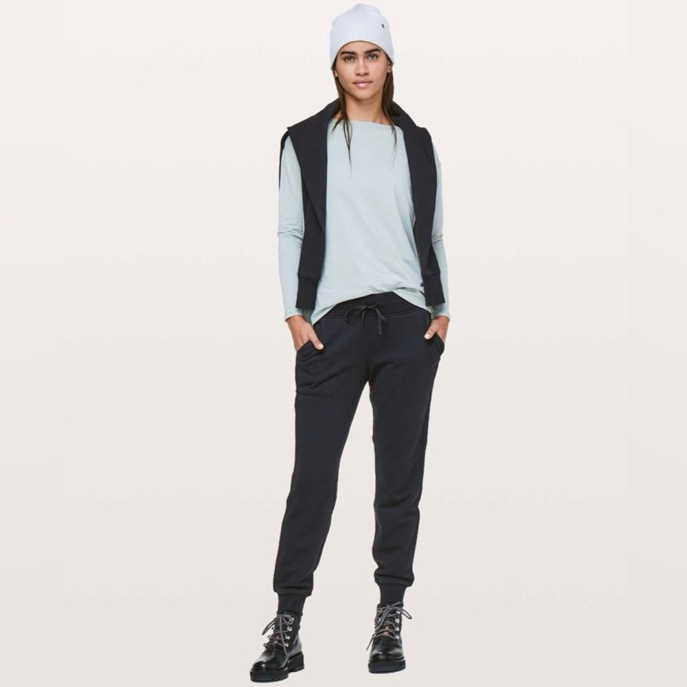 Lululemon Warm Down Jogger 28" Black Cotton jogging pants small mid rise sporty